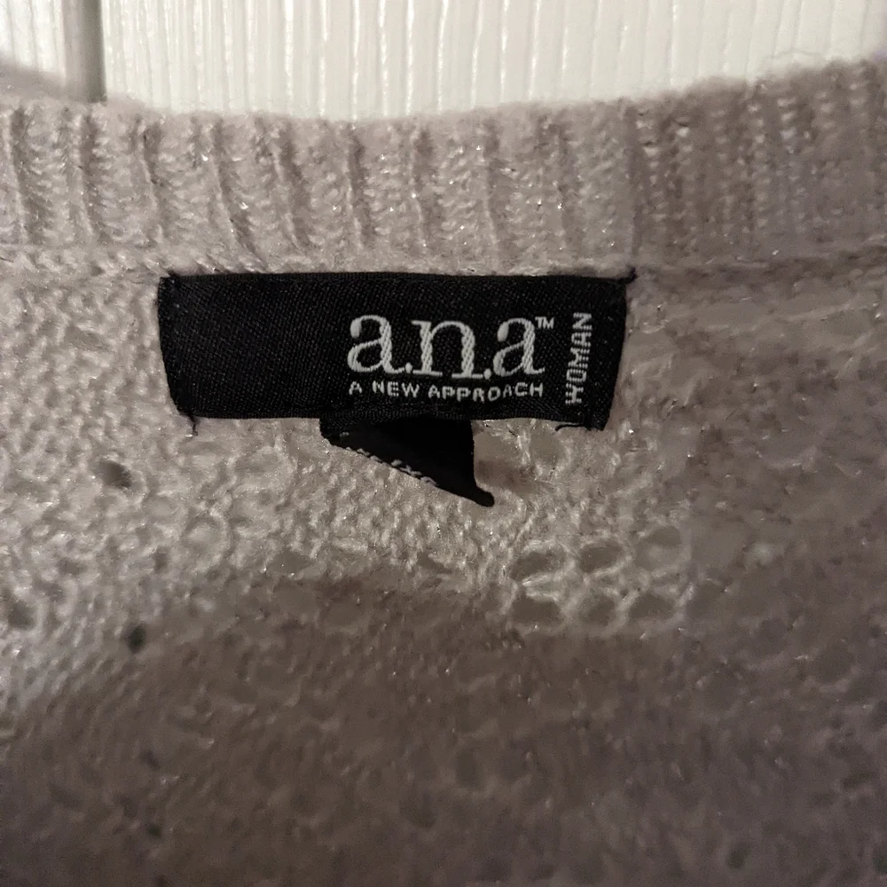 Women Short-Sleeve Sweater - Picture 3 of 3